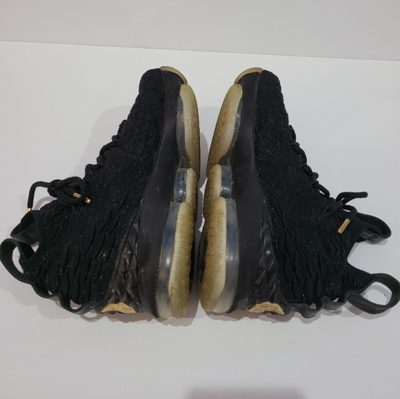 Youth Nike LeBron 15 size 4.5 youth metallic gold black - Picture 5 of 8